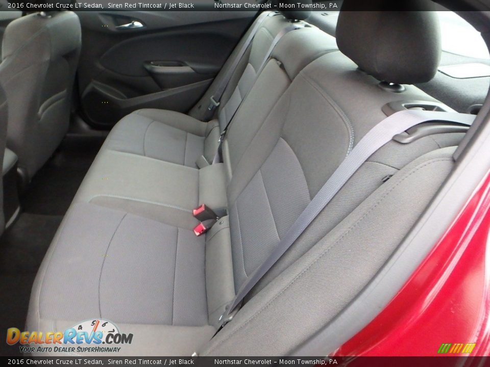 2016 Chevrolet Cruze LT Sedan Siren Red Tintcoat / Jet Black Photo #21