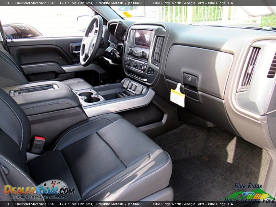 2017 Chevrolet Silverado 1500 LTZ Double Cab 4x4 Graphite Metallic / Jet Black Photo #31