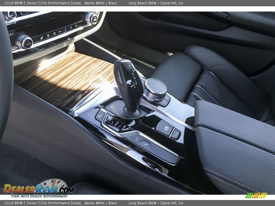 2019 BMW 5 Series 530e iPerformance Sedan Alpine White / Black Photo #7