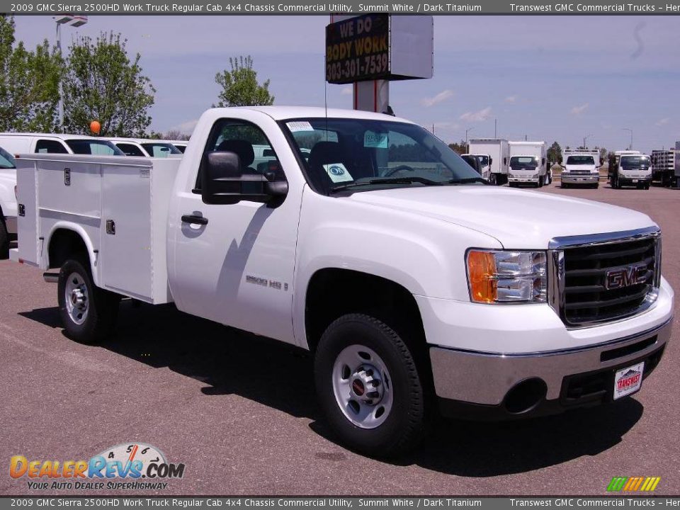 2009 GMC Sierra 2500HD Work Truck Regular Cab 4x4 Chassis Commercial Utility Summit White / Dark Titanium Photo #1