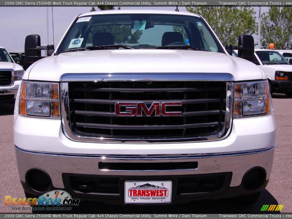 2009 GMC Sierra 2500HD Work Truck Regular Cab 4x4 Chassis Commercial Utility Summit White / Dark Titanium Photo #2