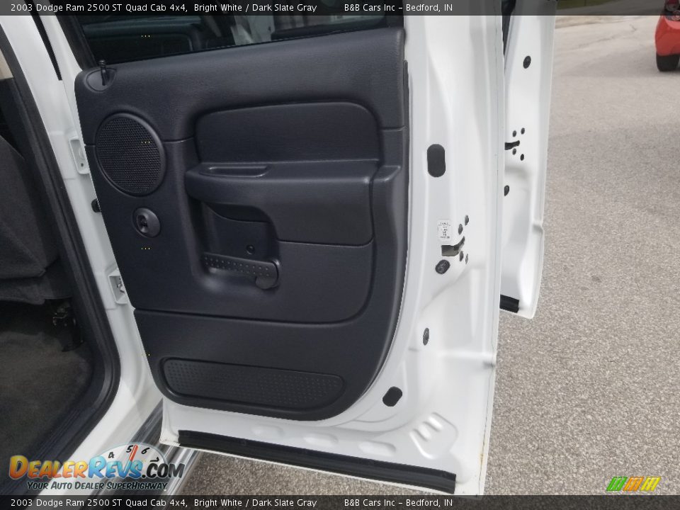 2003 Dodge Ram 2500 ST Quad Cab 4x4 Bright White / Dark Slate Gray Photo #18