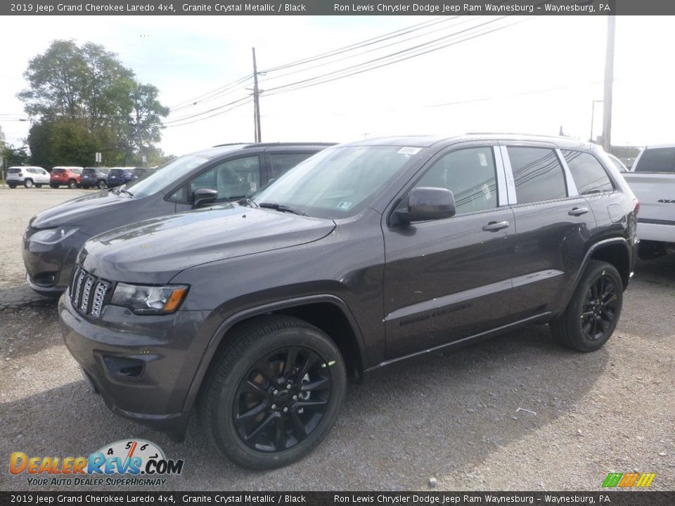 2019 Jeep Grand Cherokee Laredo 4x4 Granite Crystal Metallic / Black Photo #1