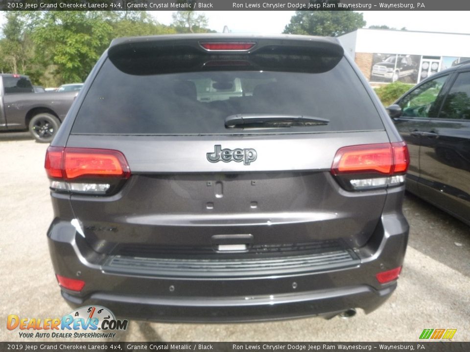 2019 Jeep Grand Cherokee Laredo 4x4 Granite Crystal Metallic / Black Photo #4