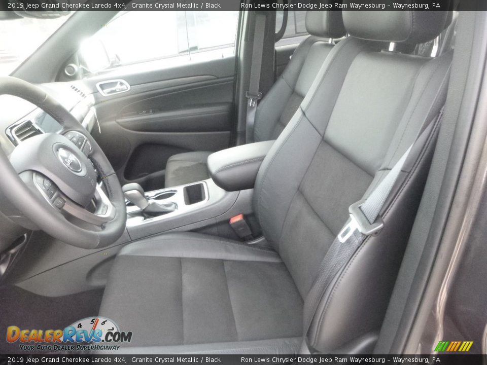 2019 Jeep Grand Cherokee Laredo 4x4 Granite Crystal Metallic / Black Photo #11