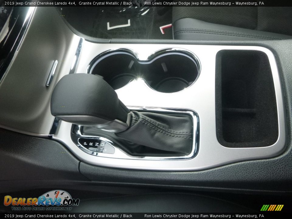 2019 Jeep Grand Cherokee Laredo 4x4 Granite Crystal Metallic / Black Photo #17