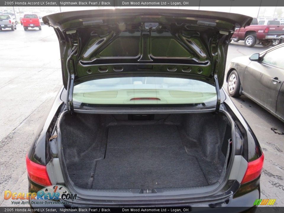 2005 Honda Accord LX Sedan Nighthawk Black Pearl / Black Photo #10