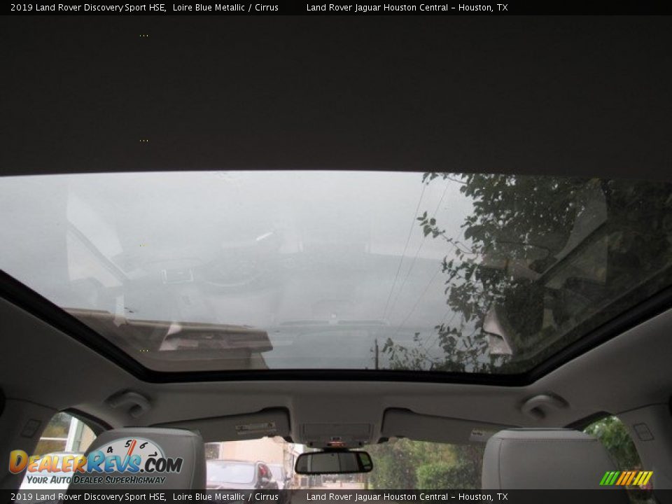 Sunroof of 2019 Land Rover Discovery Sport HSE Photo #17