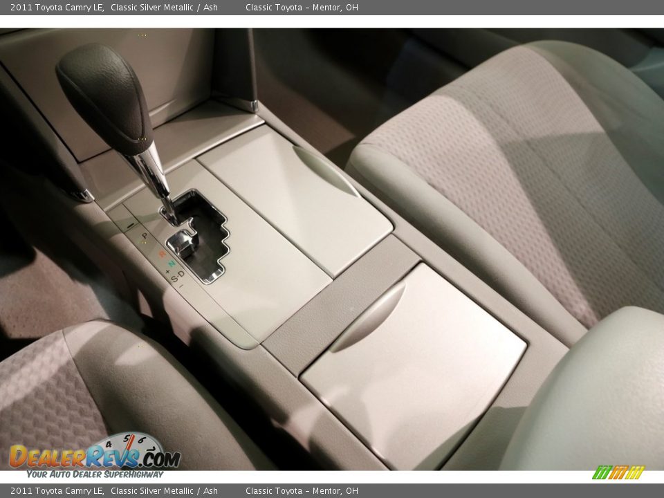 2011 Toyota Camry LE Classic Silver Metallic / Ash Photo #11
