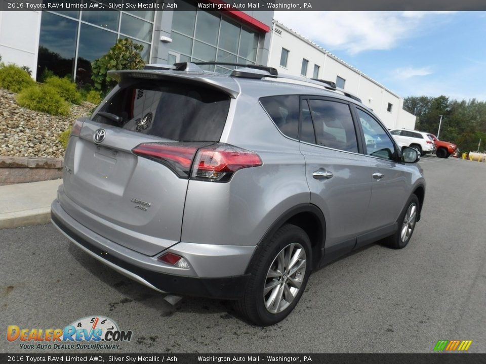 2016 Toyota RAV4 Limited AWD Silver Sky Metallic / Ash Photo #10