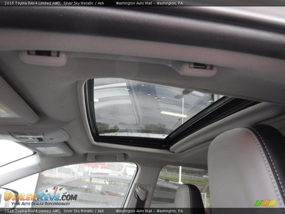 2016 Toyota RAV4 Limited AWD Silver Sky Metallic / Ash Photo #12