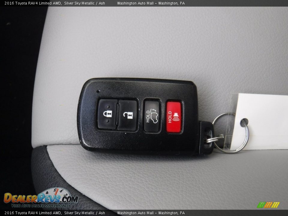 2016 Toyota RAV4 Limited AWD Silver Sky Metallic / Ash Photo #28