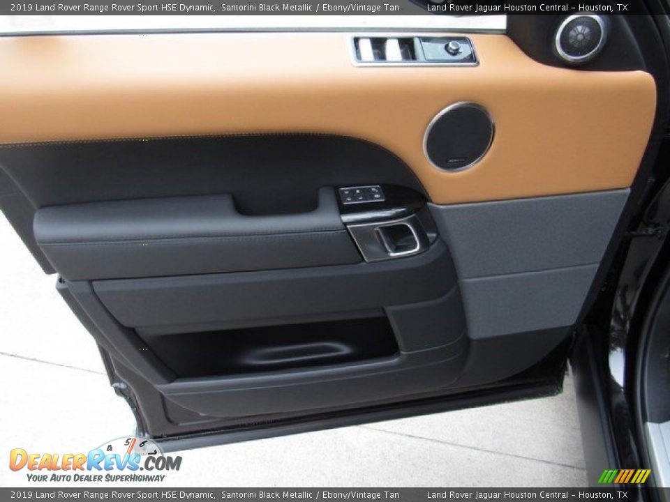 Door Panel of 2019 Land Rover Range Rover Sport HSE Dynamic Photo #23