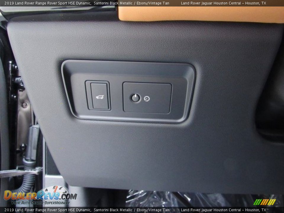 Controls of 2019 Land Rover Range Rover Sport HSE Dynamic Photo #26