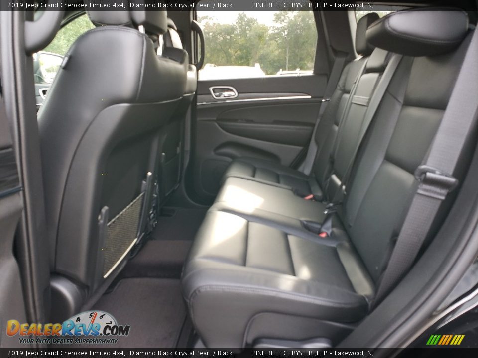 2019 Jeep Grand Cherokee Limited 4x4 Diamond Black Crystal Pearl / Black Photo #6