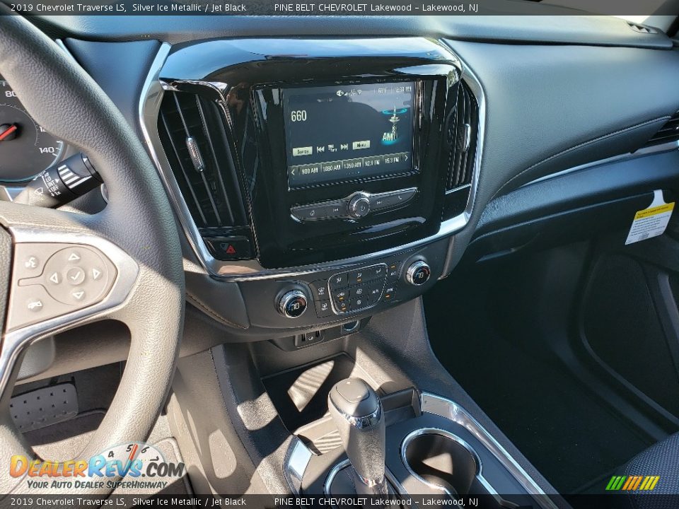 2019 Chevrolet Traverse LS Silver Ice Metallic / Jet Black Photo #10