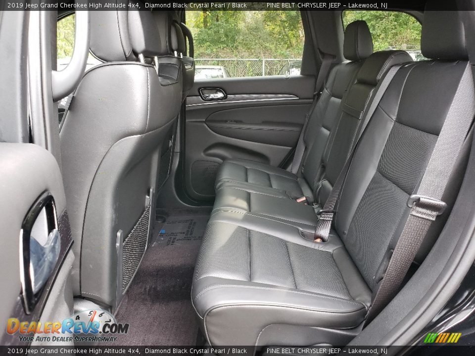 Rear Seat of 2019 Jeep Grand Cherokee High Altitude 4x4 Photo #6