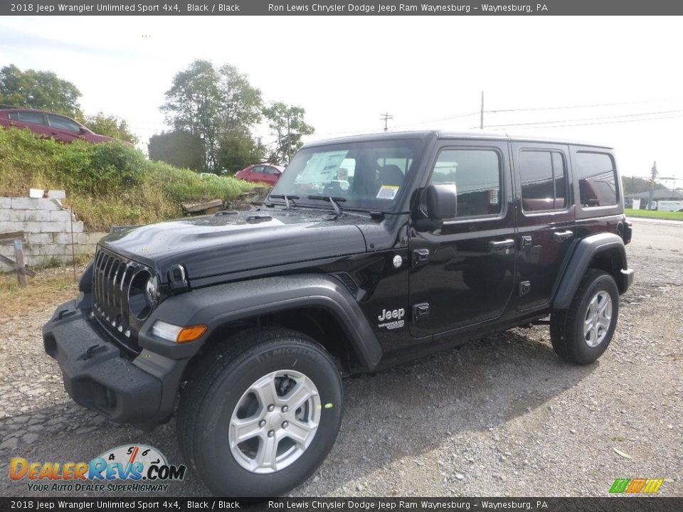 Front 3/4 View of 2018 Jeep Wrangler Unlimited Sport 4x4 Photo #1
