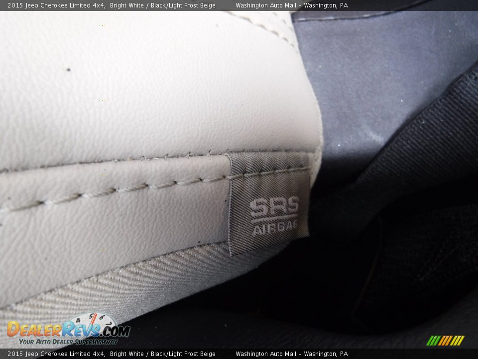 2015 Jeep Cherokee Limited 4x4 Bright White / Black/Light Frost Beige Photo #25