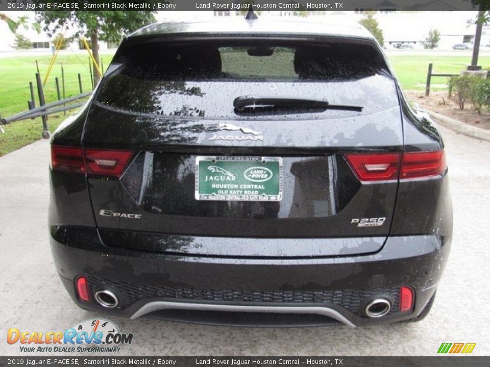 2019 Jaguar E-PACE SE Santorini Black Metallic / Ebony Photo #8