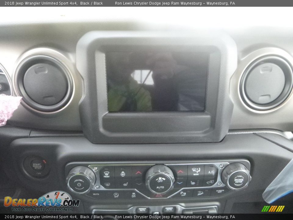 2018 Jeep Wrangler Unlimited Sport 4x4 Black / Black Photo #15
