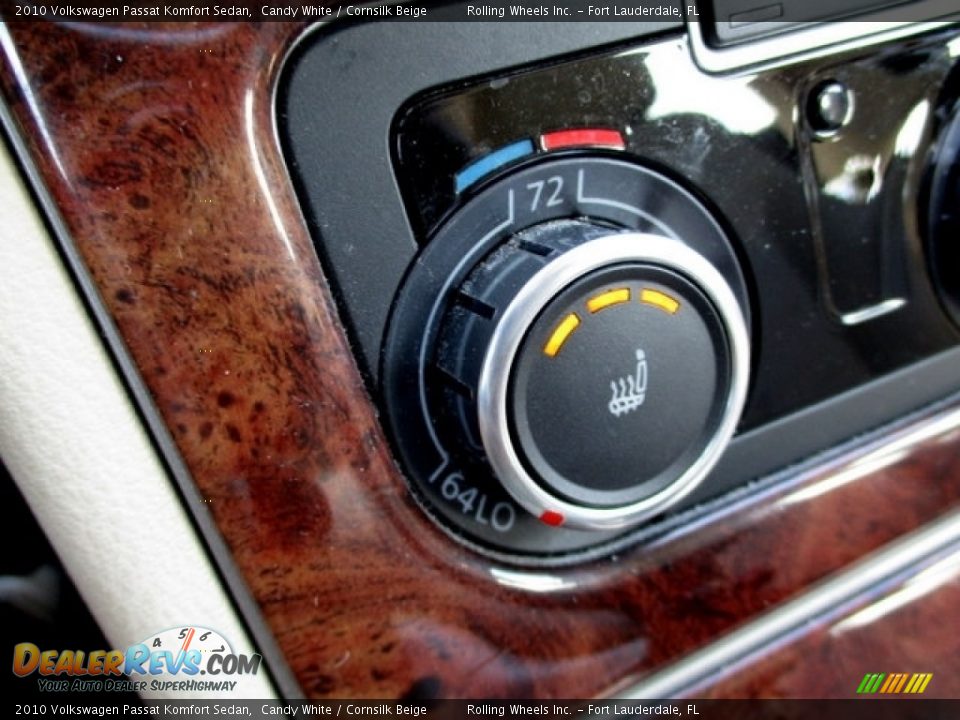 2010 Volkswagen Passat Komfort Sedan Candy White / Cornsilk Beige Photo #2