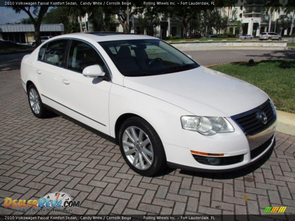 2010 Volkswagen Passat Komfort Sedan Candy White / Cornsilk Beige Photo #13