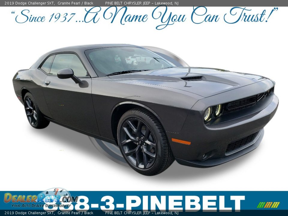 2019 Dodge Challenger SXT Granite Pearl / Black Photo #1