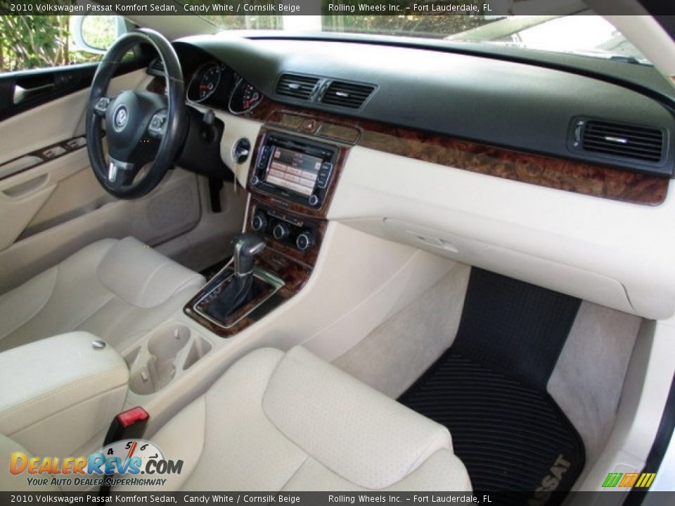 2010 Volkswagen Passat Komfort Sedan Candy White / Cornsilk Beige Photo #24