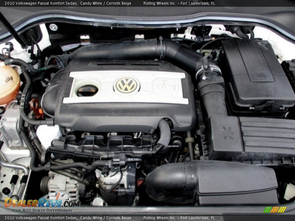 2010 Volkswagen Passat Komfort Sedan Candy White / Cornsilk Beige Photo #28