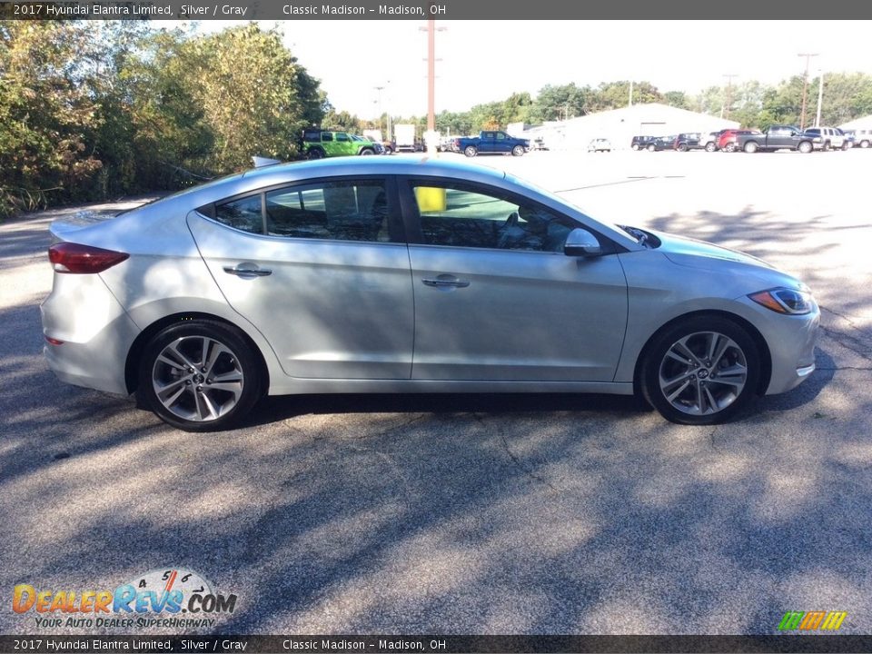 2017 Hyundai Elantra Limited Silver / Gray Photo #7