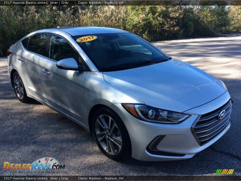 2017 Hyundai Elantra Limited Silver / Gray Photo #8