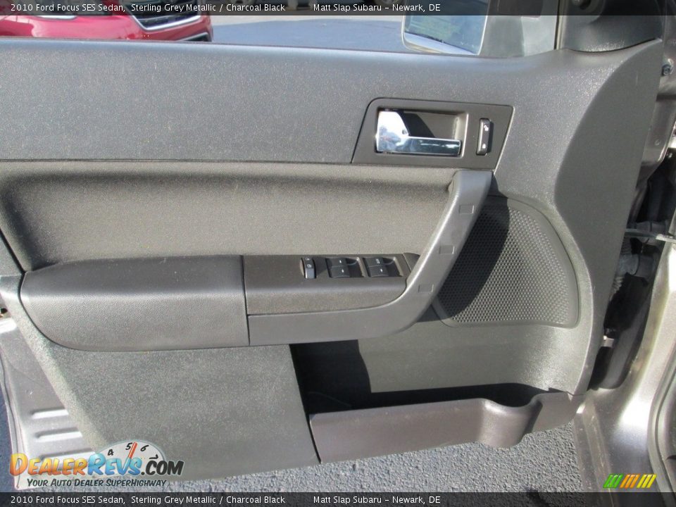 2010 Ford Focus SES Sedan Sterling Grey Metallic / Charcoal Black Photo #13