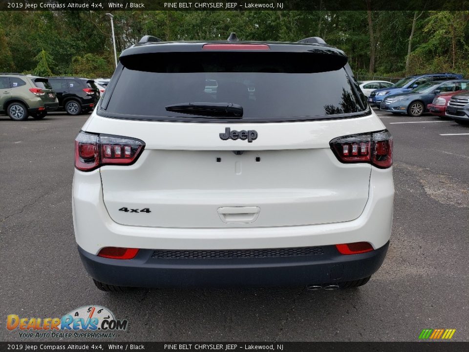 2019 Jeep Compass Altitude 4x4 White / Black Photo #5