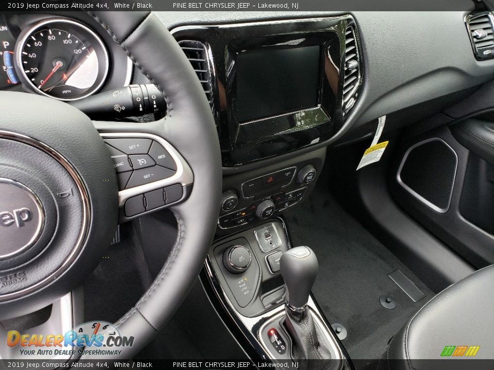 2019 Jeep Compass Altitude 4x4 White / Black Photo #10