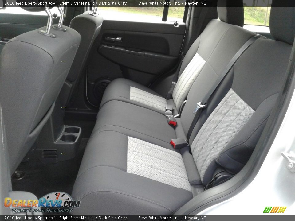 2010 Jeep Liberty Sport 4x4 Bright Silver Metallic / Dark Slate Gray Photo #11