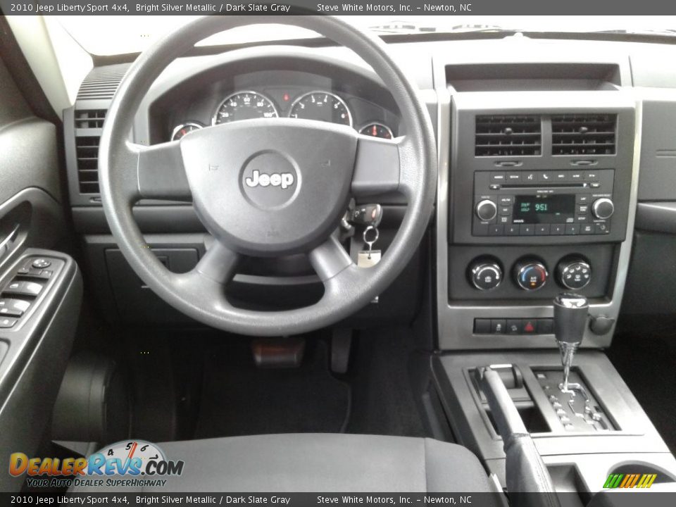 2010 Jeep Liberty Sport 4x4 Bright Silver Metallic / Dark Slate Gray Photo #20