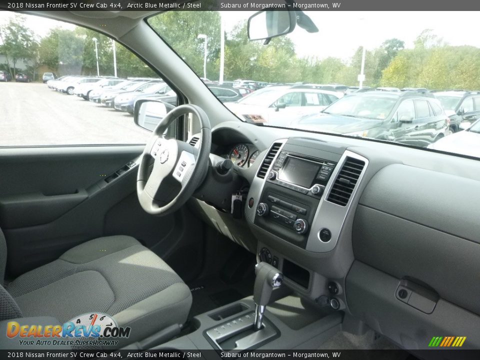 2018 Nissan Frontier SV Crew Cab 4x4 Arctic Blue Metallic / Steel Photo #11