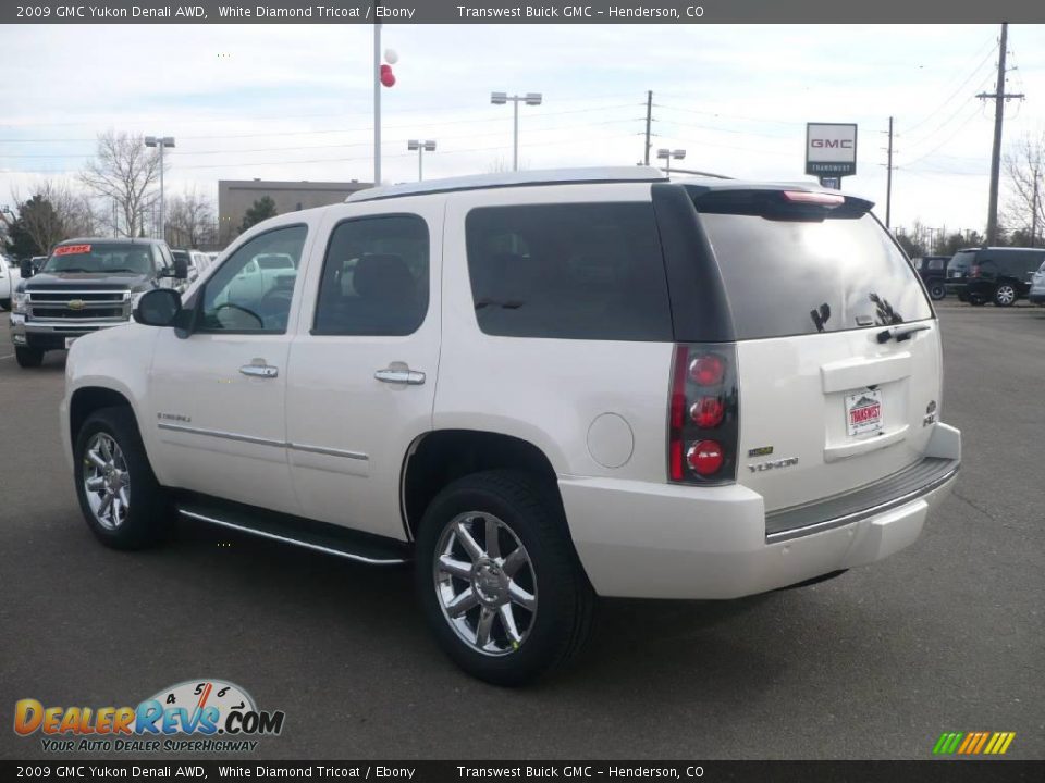2009 GMC Yukon Denali AWD White Diamond Tricoat / Ebony Photo #4