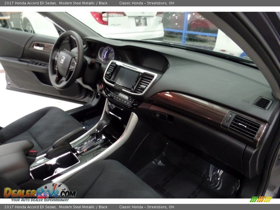 2017 Honda Accord EX Sedan Modern Steel Metallic / Black Photo #15
