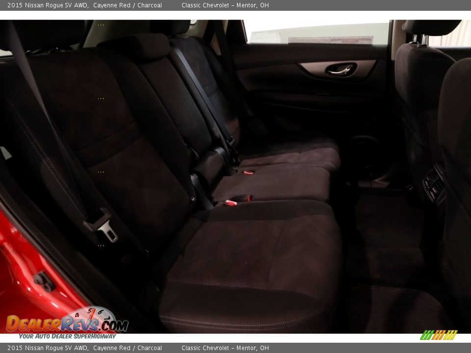 2015 Nissan Rogue SV AWD Cayenne Red / Charcoal Photo #15