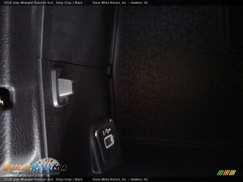 2018 Jeep Wrangler Rubicon 4x4 Sting-Gray / Black Photo #28