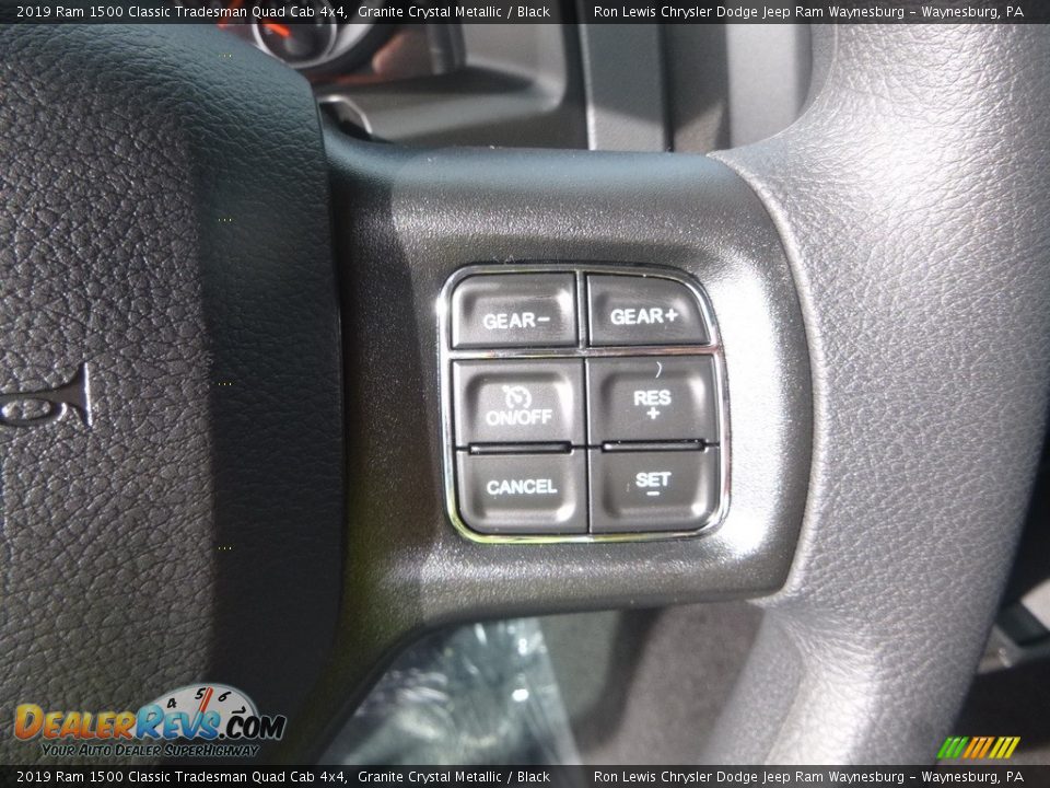 2019 Ram 1500 Classic Tradesman Quad Cab 4x4 Granite Crystal Metallic / Black Photo #16