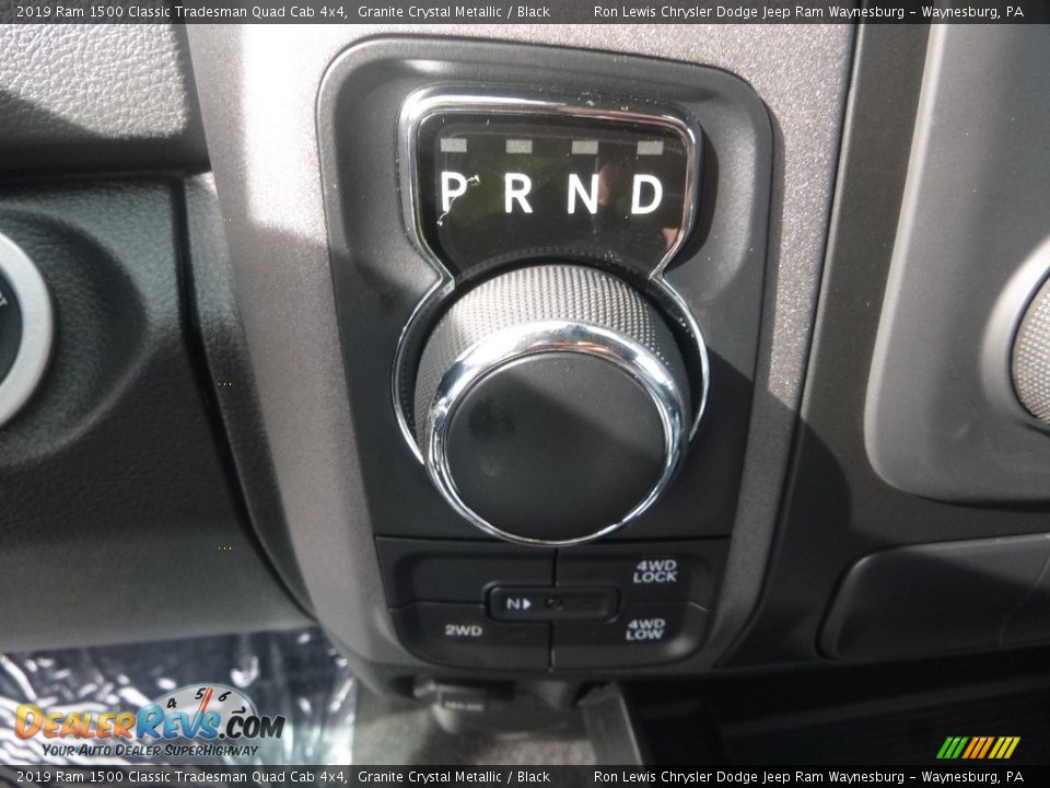 2019 Ram 1500 Classic Tradesman Quad Cab 4x4 Granite Crystal Metallic / Black Photo #18