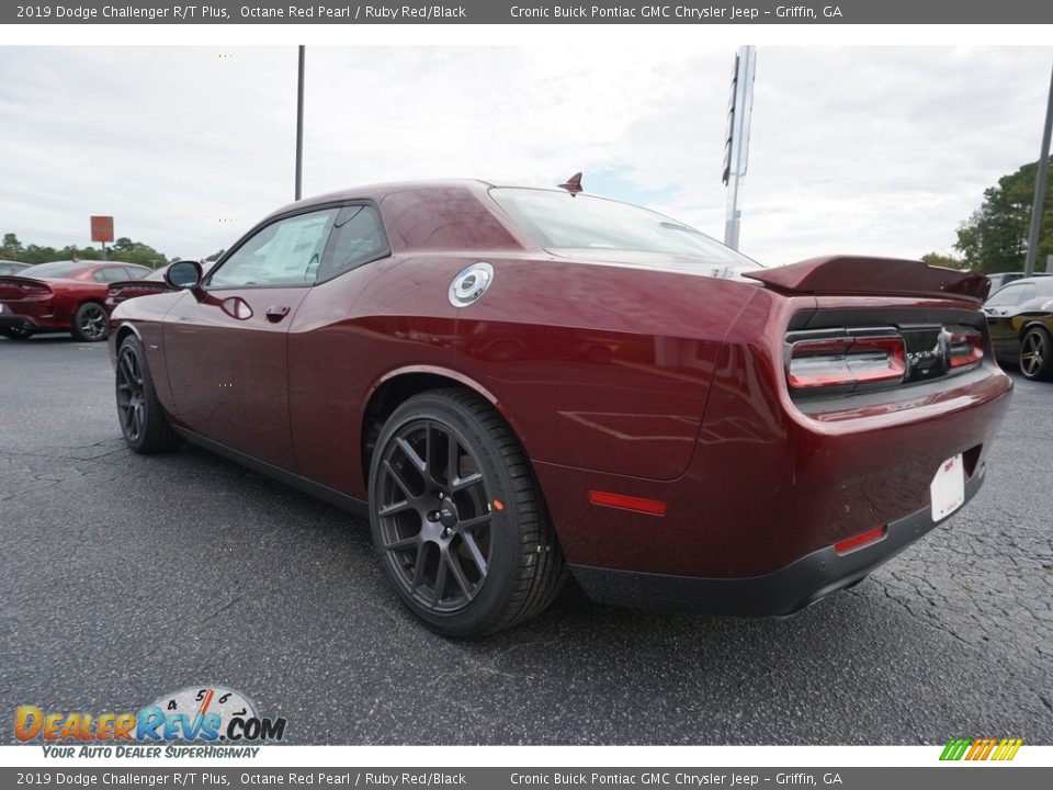 2019 Dodge Challenger R/T Plus Octane Red Pearl / Ruby Red/Black Photo #15