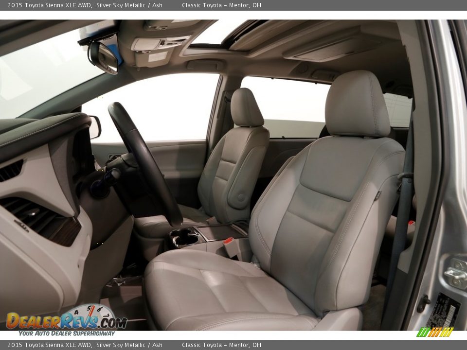 2015 Toyota Sienna XLE AWD Silver Sky Metallic / Ash Photo #5