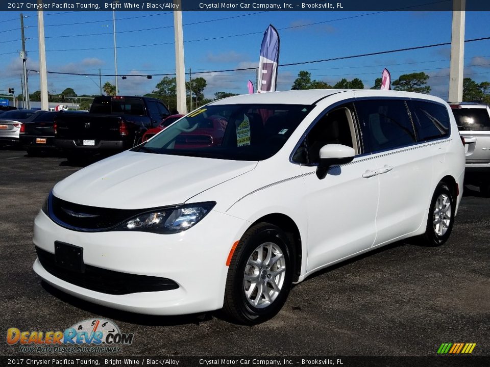 2017 Chrysler Pacifica Touring Bright White / Black/Alloy Photo #1