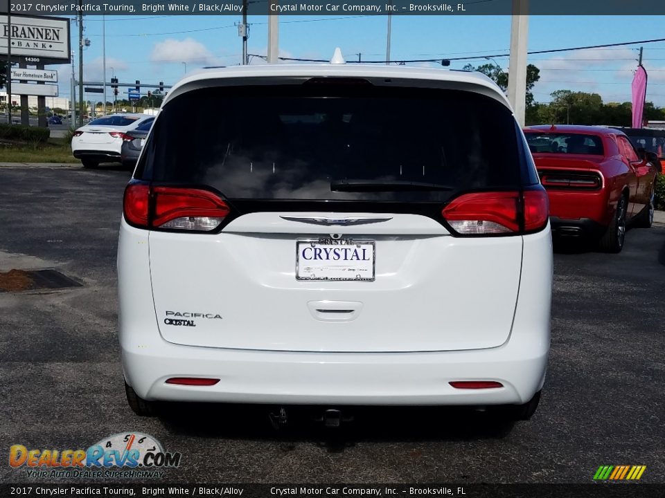 2017 Chrysler Pacifica Touring Bright White / Black/Alloy Photo #4
