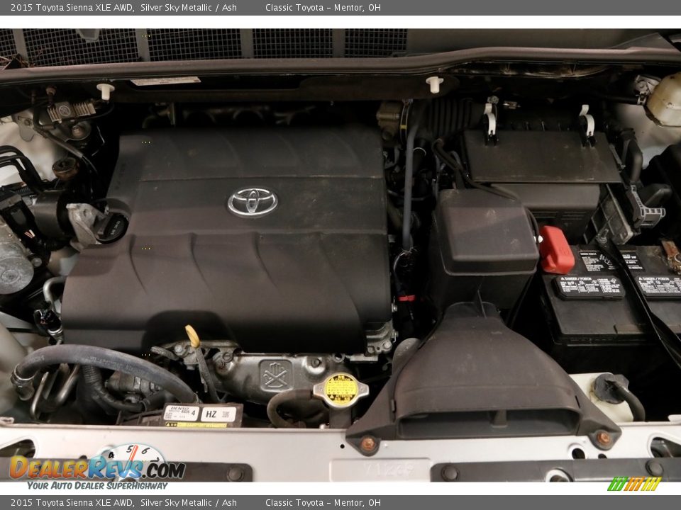 2015 Toyota Sienna XLE AWD Silver Sky Metallic / Ash Photo #27