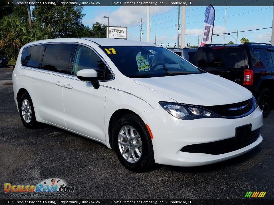 2017 Chrysler Pacifica Touring Bright White / Black/Alloy Photo #7